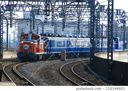 初秋時節，推拉列車開往南會津...DL Taiki ``南會津'' 118144801