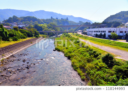 Tennyo Bridge / Upstream from the Mitake River / Looking toward Benzaiten Bridge and Takato Ohashi Bridge (Ina City, Nagano Prefecture) [September 2024] 118144993