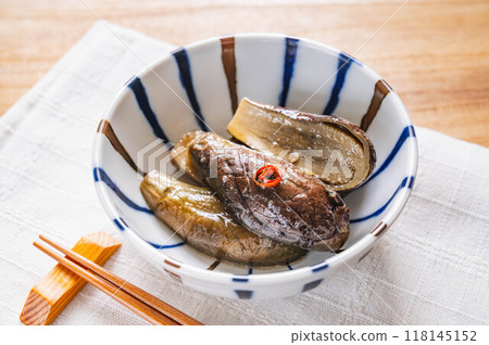 Fried eggplant stew 118145152