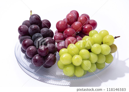 Assorted salmon 118146383