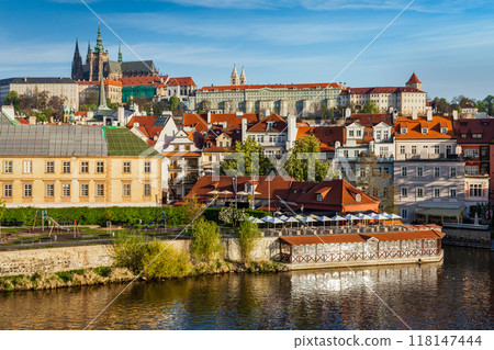 View of Mala Strana and Prague castle over Vltava river View of Mala Strana and Prague castle over Vltava river 118147444