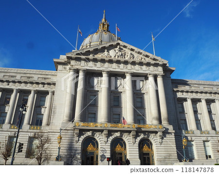 San Francisco's famous tourist spot: San Francisco City Hall 118147878