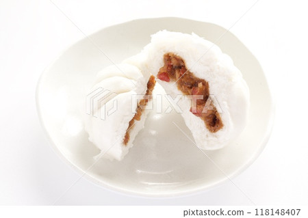 Hot and steaming Chinese steamed buns Hot and steaming Chinese steamed buns 118148407