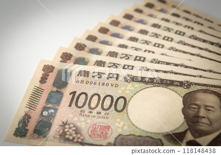 10萬日圓現金、1萬日圓紙幣、經濟刺激金、新鈔票 118148438