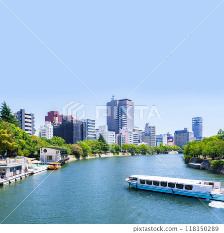 廣島世界遺產路線乘船連接和平公園和宮島【廣島的風景】 118150289