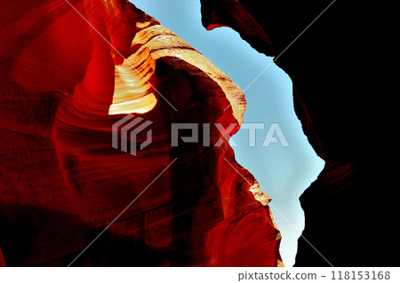 Fantastic Antelope Canyon 118153168