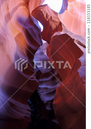 Fantastic Antelope Canyon 118153185