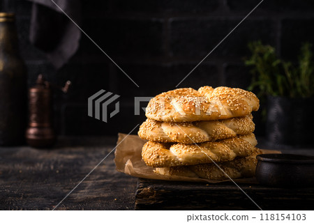 Traditional Turkish bagel simit with sesame Traditional Turkish bagel simit with sesame 118154103