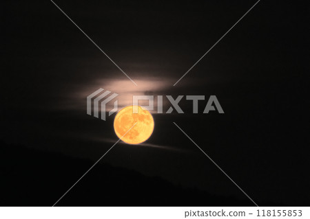 Summer full moon rising in Hakushu Town, Hokuto City Summer full moon rising in Hakushu Town, Hokuto City 118155853