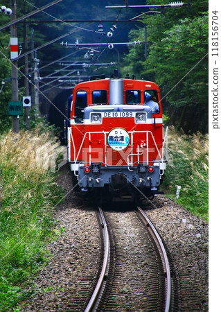 A push-pull train heads to Minamiaizu in early autumn... DL Daiki "Minamiaizu" 118156704
