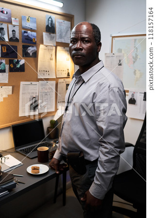Investigating Crime Scene Evidence in Office Space Investigating Crime Scene Evidence in Office Space 118157164