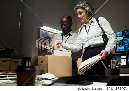Collaborating and Analyzing Documents in Office Setting Collaborating and Analyzing Documents in Office Setting 118157197