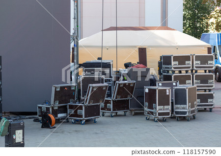 Stage equipment before the concert. Stage equipment before the concert. 118157590