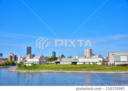 <Aichi Prefecture> Nagoya cityscape: skyscrapers and Nakagawa Canal 118158991