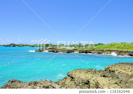 在海灘上的海灘 118162046