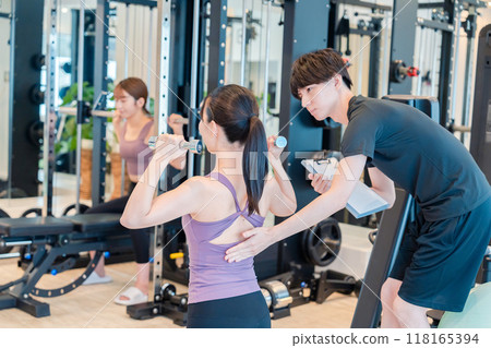 健身房訓練 118165394