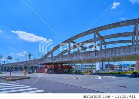 From the Icho Namiki Street area in front of Yanoguchi Station in Inagi City, Tokyo, heading south towards Prefectural Route 19 (Yanoguchi Station East Intersection) 118165411