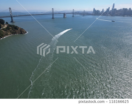 用無人機鳥瞰舊金山 用無人機鳥瞰舊金山 118166625