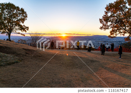 [奈良縣]若草山山頂的美麗日落 118167417