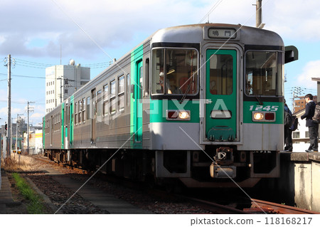 Naruto Line 1200 series train arriving at Naruto Station (Tokushima ⇔ Naruto) 118168217