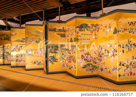 【奈良縣】春日大社的華麗屏風點亮 118168757