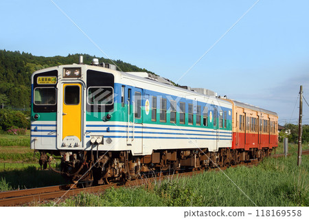 Old diesel cars (Kiha 37 + Kiha 30) that ran on the Kururi Line Old diesel cars (Kiha 37 + Kiha 30) that ran on the Kururi Line 118169558