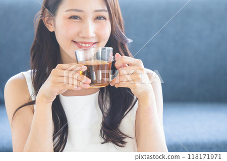 女性下午茶時間 118171971