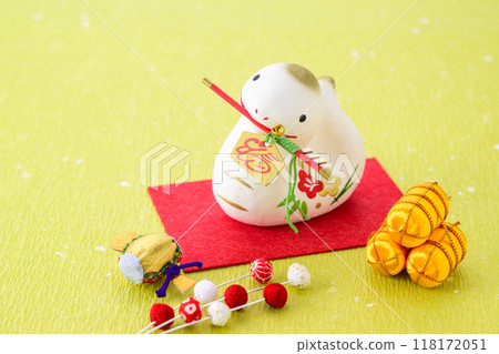 生肖蛇年 118172051