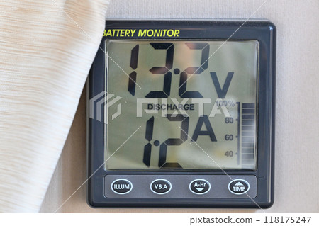 Camper battery monitor battery level gauge 118175247