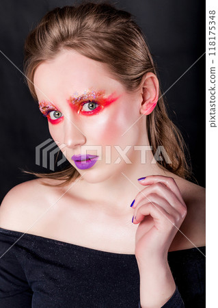 Fashion Portrait with Bold Makeup 118175348