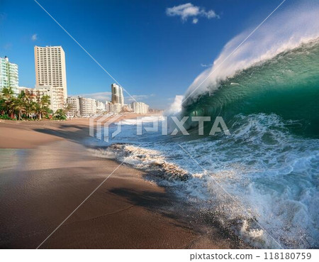 大型海嘯影像 118180759