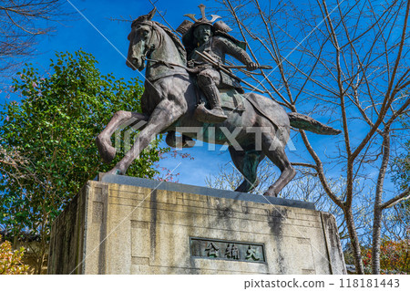 Statue of Okuninushi in front of Kanshinji Temple, Kawachinagano City, Osaka Prefecture Statue of Okuninushi in front of Kanshinji Temple, Kawachinagano City, Osaka Prefecture 118181443