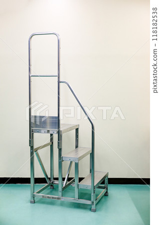 Aluminum step stool 3 steps Aluminum step stool 3 steps 118182538