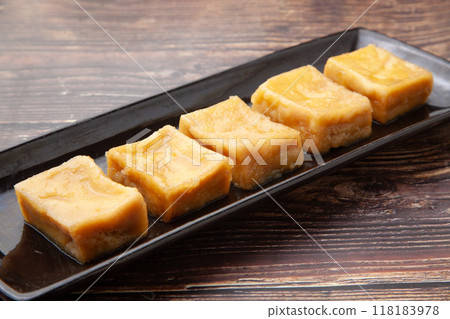 Deep-fried simmered freeze-dried tofu Deep-fried simmered freeze-dried tofu 118183978
