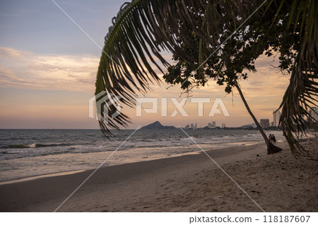 THAILAND PRACHUAP HUA HIN BEACH LANDSCAPE THAILAND PRACHUAP HUA HIN BEACH LANDSCAPE 118187607