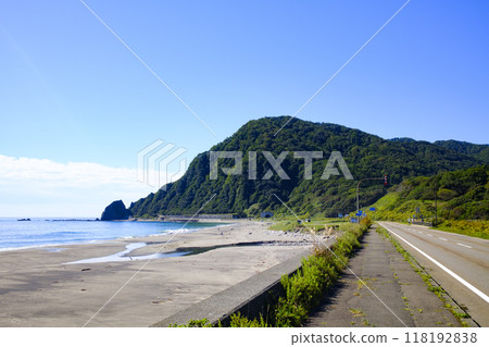 Golden road 118192838