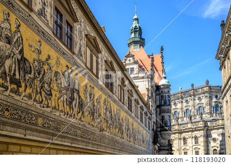 Dresden Furstenzug (Dresden Procession of Princes), mural of rulers of Saxony, in the Augustusstrasse street in Dresden, Germany 118193020
