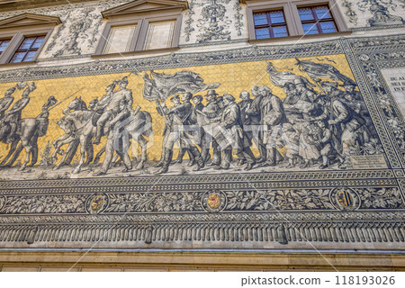 Dresden Furstenzug (Dresden Procession of Princes), mural of rulers of Saxony, in the Augustusstrasse street in Dresden, Germany 118193026