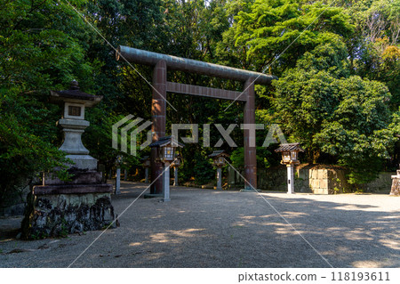 Miyazaki Shrine (Miyazaki City, Miyazaki Prefecture) Miyazaki Shrine (Miyazaki City, Miyazaki Prefecture) 118193611