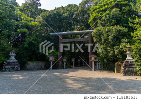 Miyazaki Shrine (Miyazaki City, Miyazaki Prefecture) 118193613