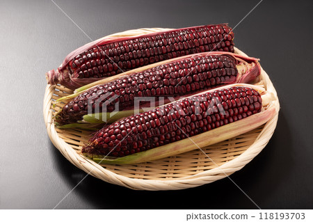 Yamato Rouge Red Sweet Corn Yamato Rouge Red Sweet Corn 118193703