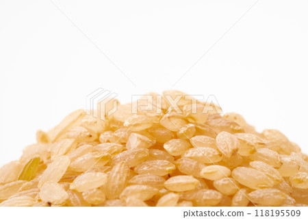 Germinated brown rice close-up Germinated brown rice close-up 118195509