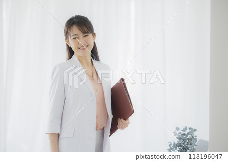 女醫生 118196047