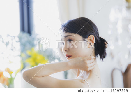 Young woman, beauty image　 118197269