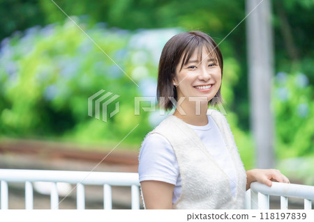 A woman traveling in Hakone A woman traveling A woman enjoying her holiday 118197839