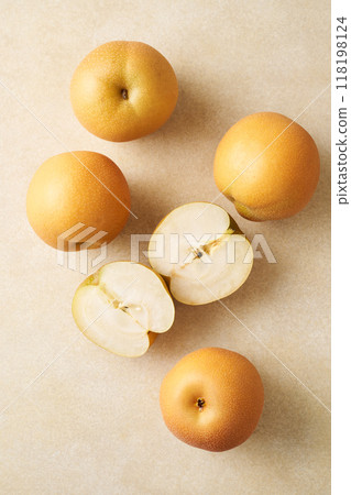 Halved pear, Housui, Chiba Prefecture 118198124