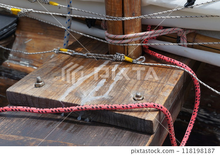 兩艘鯖魚船在沖繩 兩艘鯖魚船在沖繩 118198187