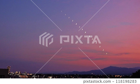 丹澤山上的新月 丹澤山上的新月 118198283