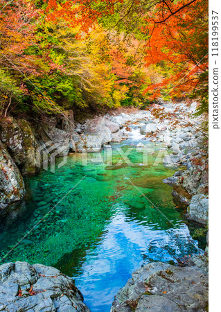 The Agana valley in autumn The Agana valley in autumn 118199537