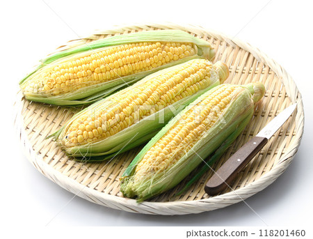 Fresh corn 118201460